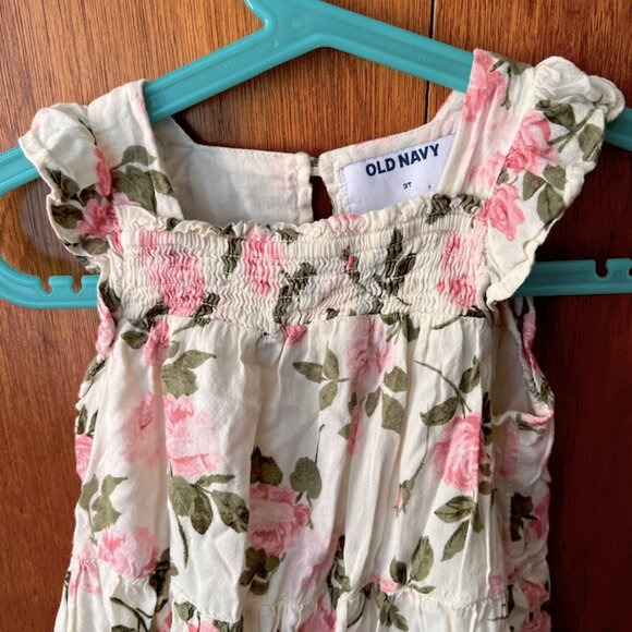 3/$20 Old Navy 3T Floral Summer Dress - Picture 5 of 7